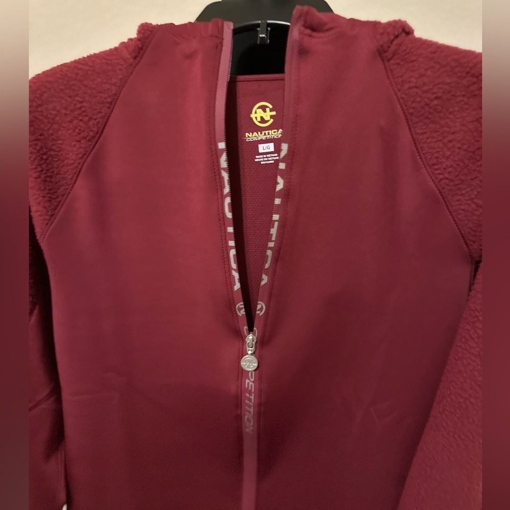 Nautica duo‎ tech Women’s full zip Red sweater Dri Fit Large. Burgundy. NWOT